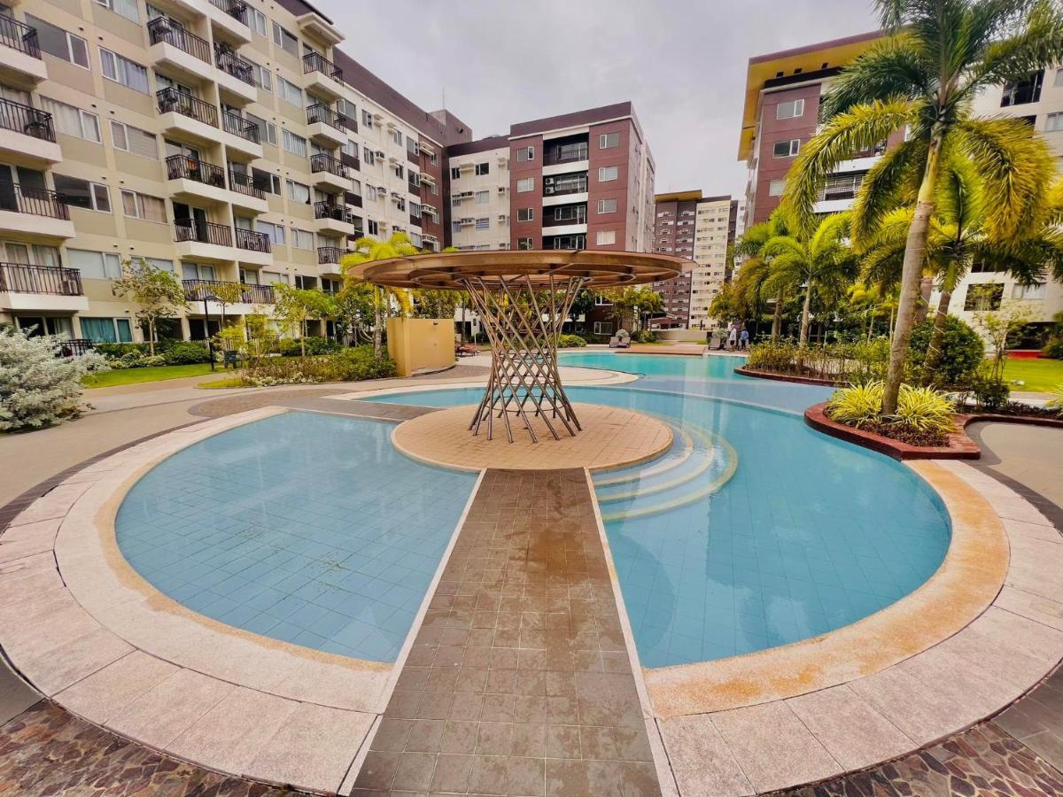 Ferienwohnung * *P Fantastic 2Br Option For 8 Iloilo City Exterior foto